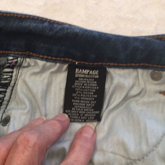 16W Rampage distressed skinny jeans medium blue Sophie midrise stretchy - Picture 6 of 9